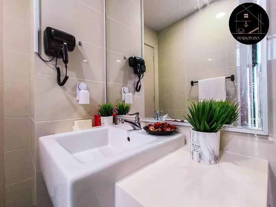 Apartment Southkey Mosaic Staycation City Walk To Mid Valley Shopping Center Johor Bahru
