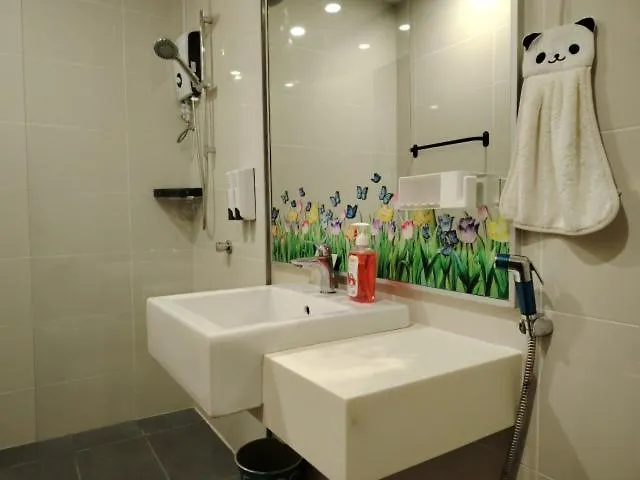 Southkey Mosaic Staycation City Walk To Mid Valley Shopping Center Johor Bahru